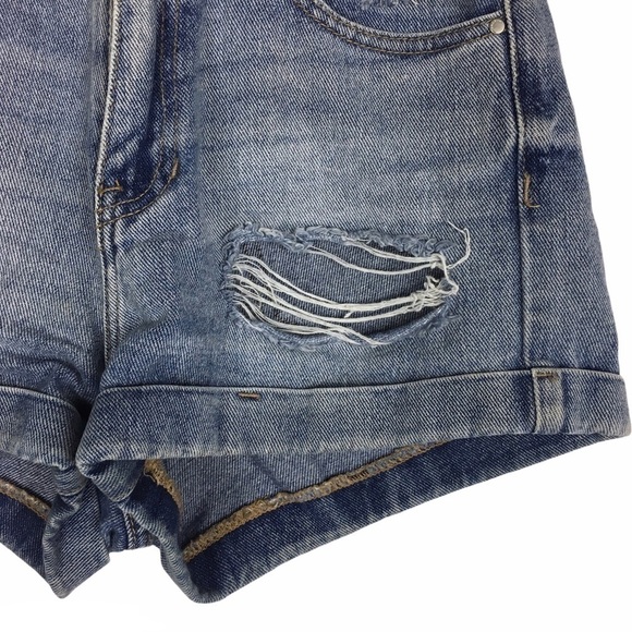 PACSUN Shorts Jean Denim Mom High Rise Waist Light Wash 2” Inseam Cuffed Size 24 - Picture 2 of 10